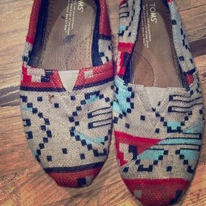 Woven Toms